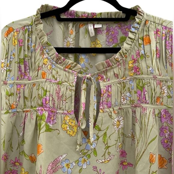 Cato Women's Plus Size Green V Neck Floral Blouse Top Size 26/28 - Picture 5 of 7